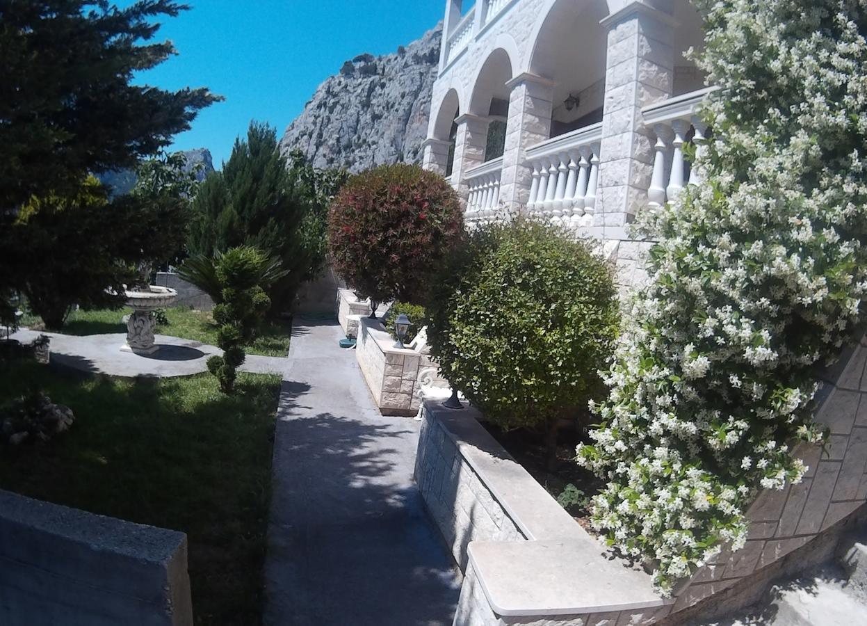 Apartman Horizont Apartment Omis Ngoại thất bức ảnh