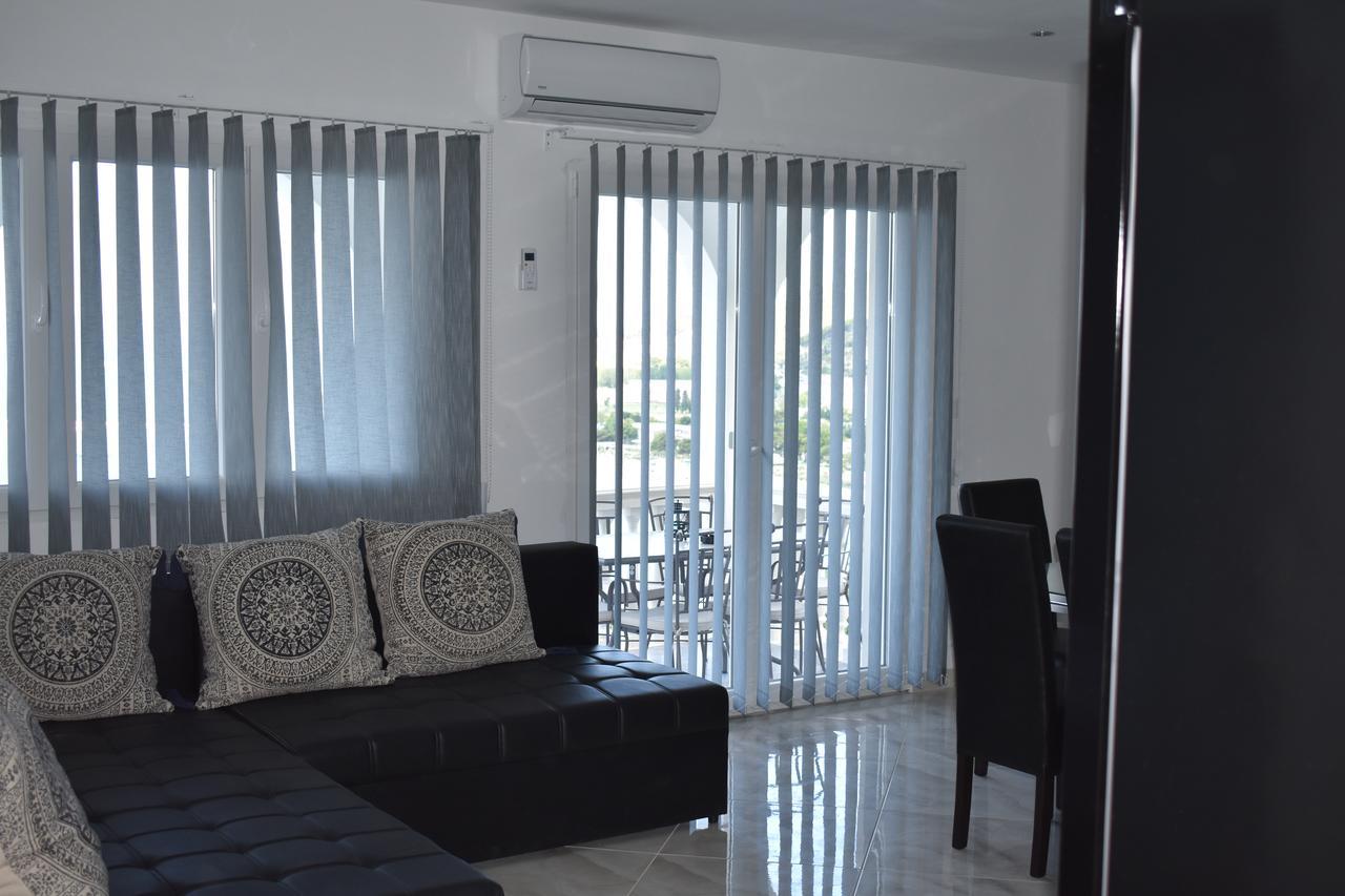 Apartman Horizont Apartment Omis Ngoại thất bức ảnh